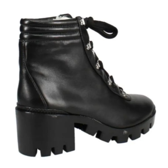 Aqua Gilca Block Heel Ankle Boots - Picture 2 of 6